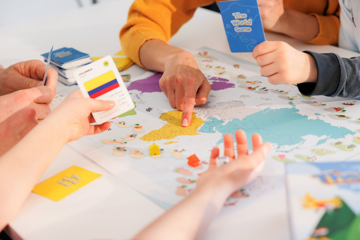 the world game geography games geography board game world map country cards flags capital cities learn about the world continents country flash cards educational geography board game for teenagers family kids great learning gift for kids and families