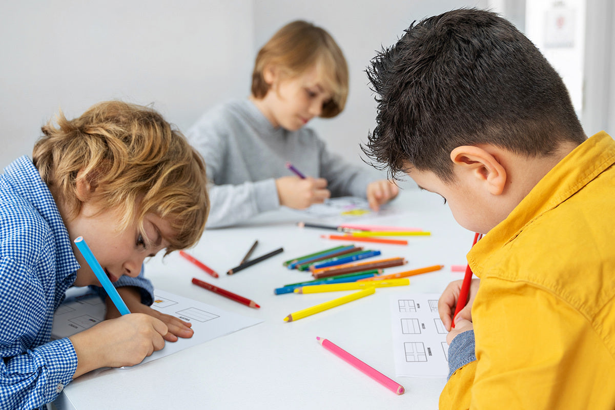 Liste maîtresse des pays & livre de coloriage des drapeaux pour enfants